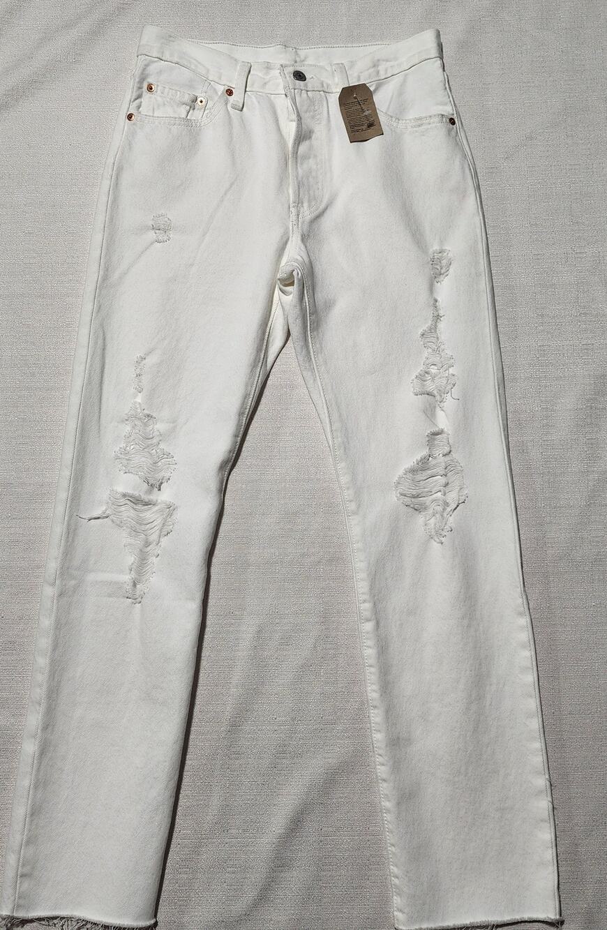 Levi's 501 original 27x30 sit at waist women-button fly white